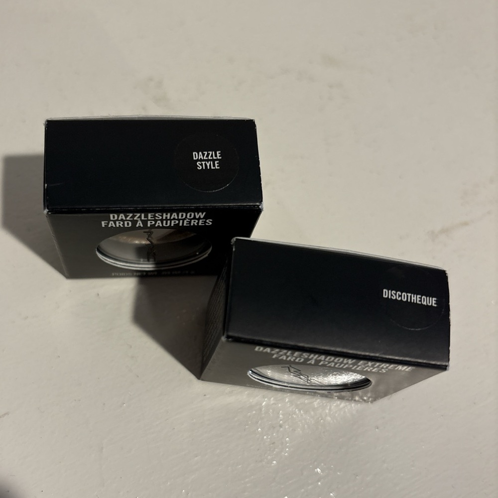 MAC Cosmetics Dazzleshadow Extreme Eyeshadow Duo - Silver and Brown - Picture 2 of 2